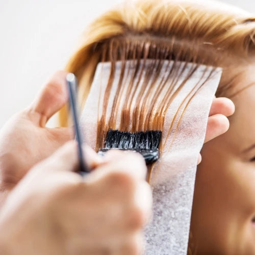 danni causati dalla tintura ai capelli come rimediare con trattamento di ricostruzione